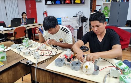 Curso de Instalaciones Eléctricas Domiciliarias - Huacho Perú