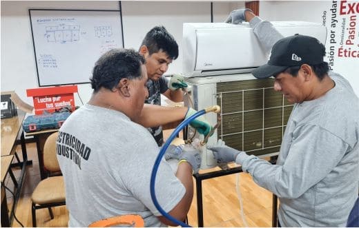 Curso de Instalación y Mantenimiento de Aire Acondicionado - CEIN Perú